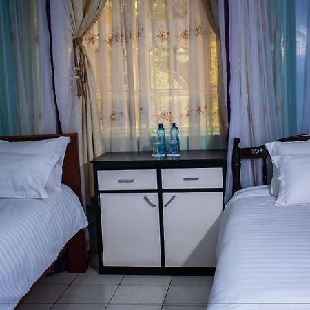 Tommy'S Airport Lounge Hotel Syokimau Ngoại thất bức ảnh