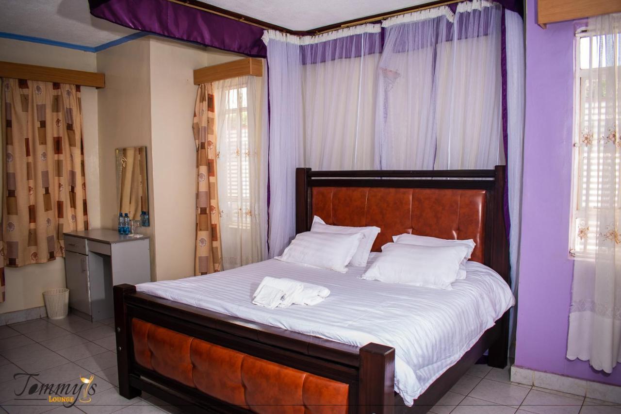 Tommy'S Airport Lounge Hotel Syokimau Ngoại thất bức ảnh